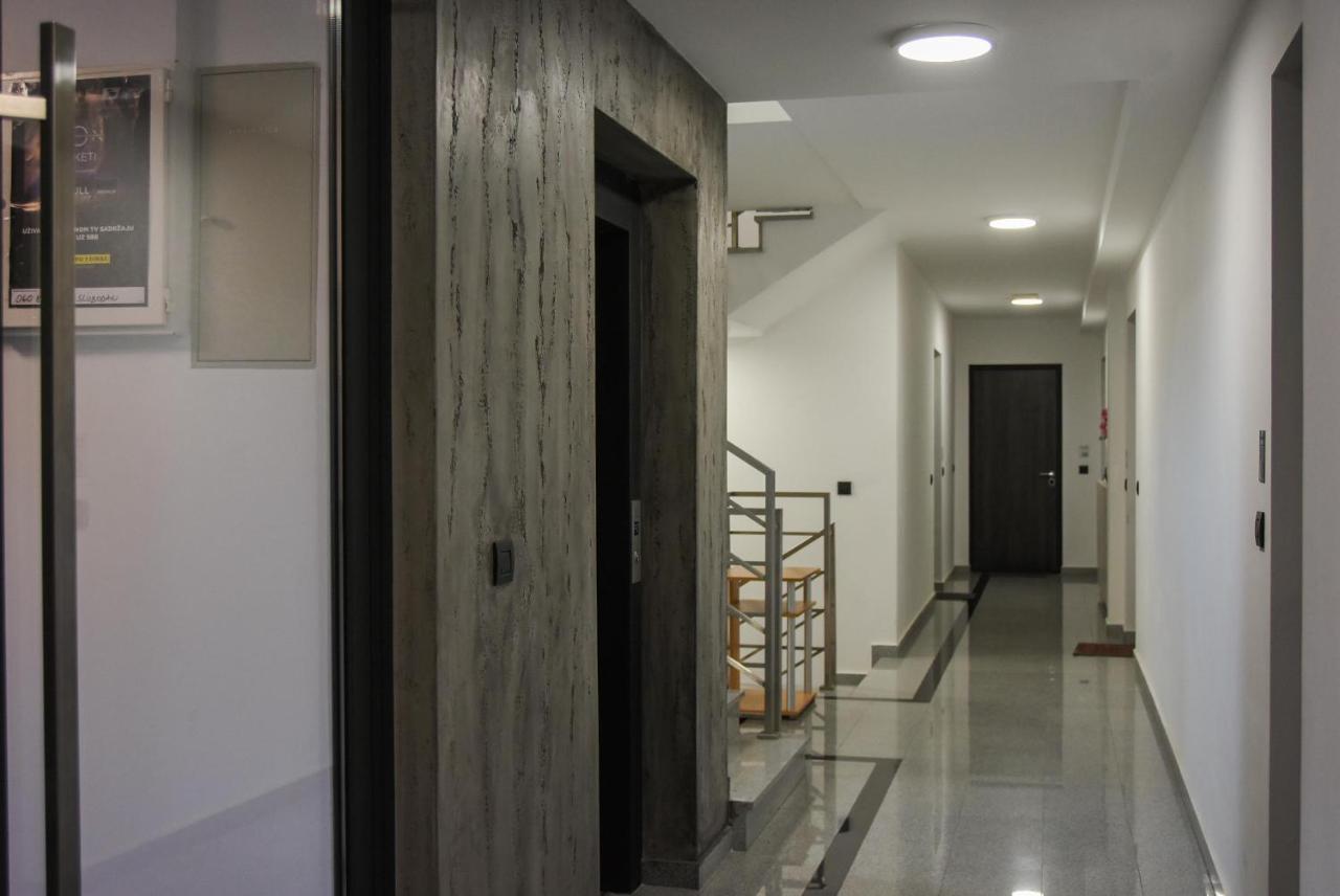 Apartment Barcelona Zemun Belgrade Exterior foto